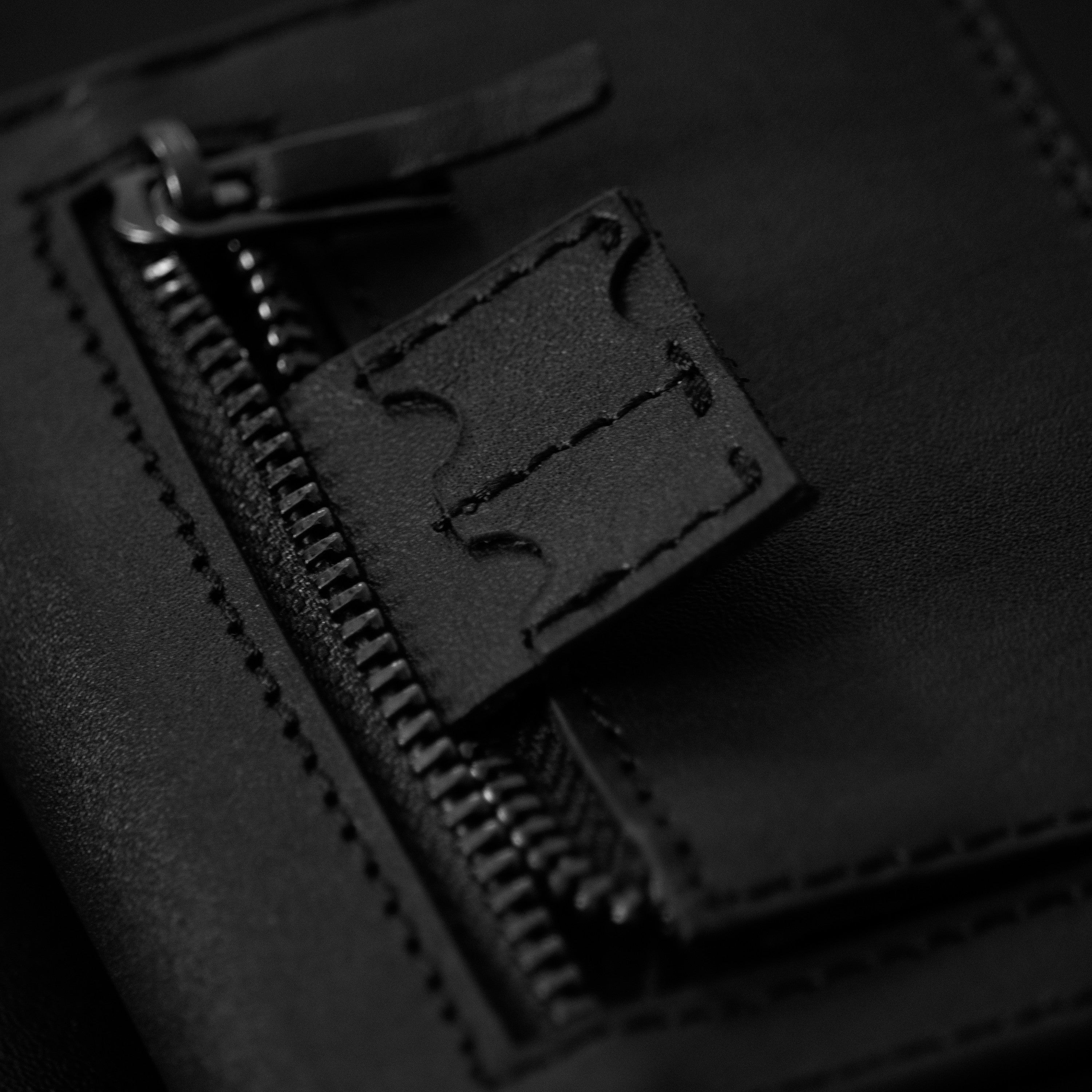 Monarch Prime | Plain Leather Smart Wallet